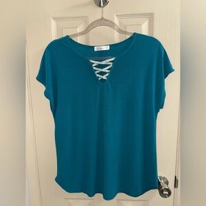 89th & Madison Teal Short Sleeve Top with Crisscross Detail